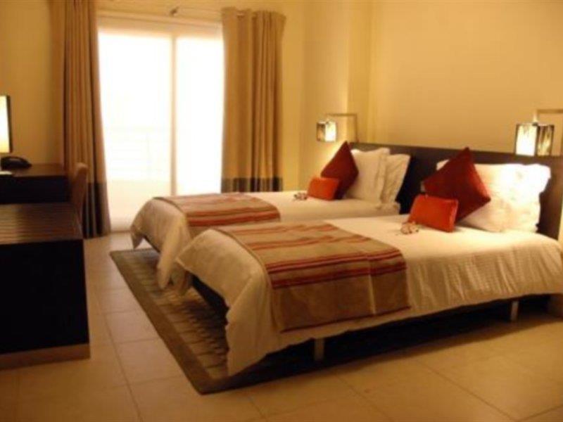 Lotus Grand Aparthotel 4*