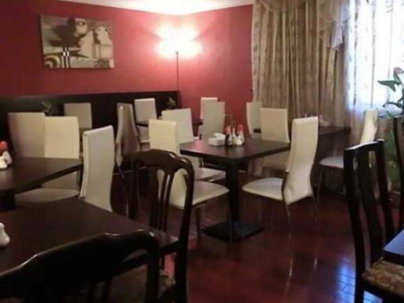 Aparthotel Al Muraqabat Plaza 3*