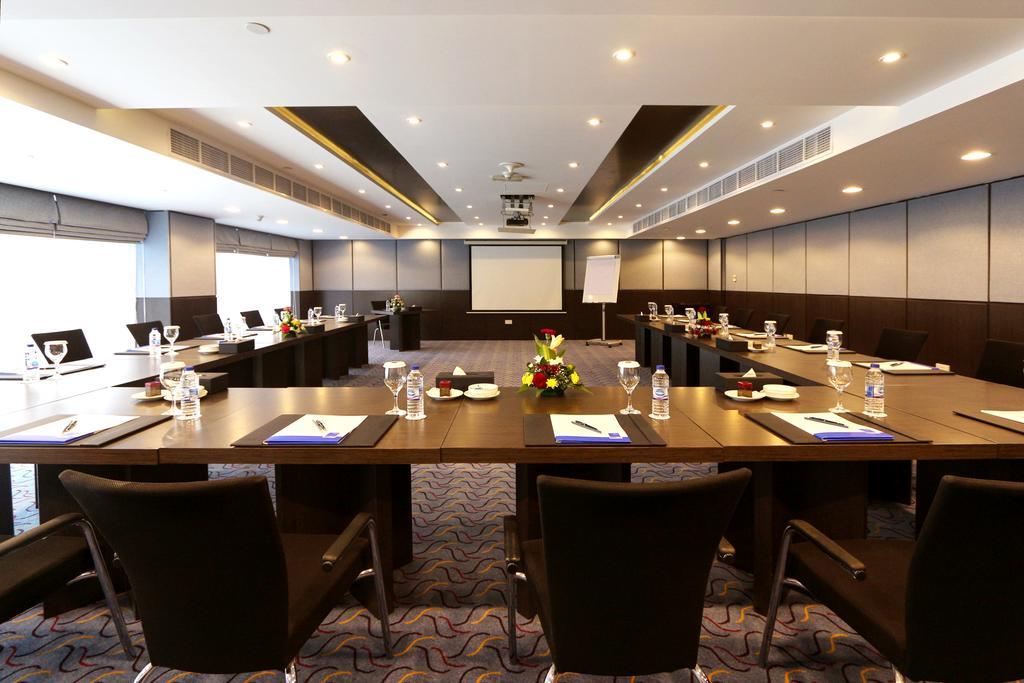 Hotel Samaya Deira