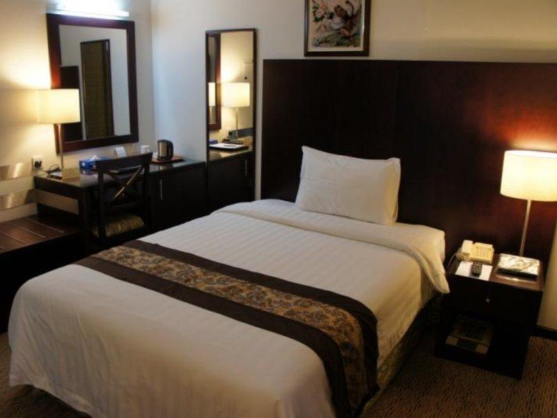 Hotel Dream Palace 3*