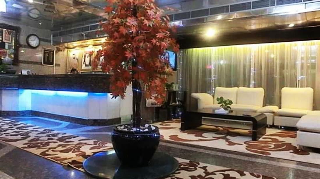 Al Muraqabat Plaza 3* Dubai
