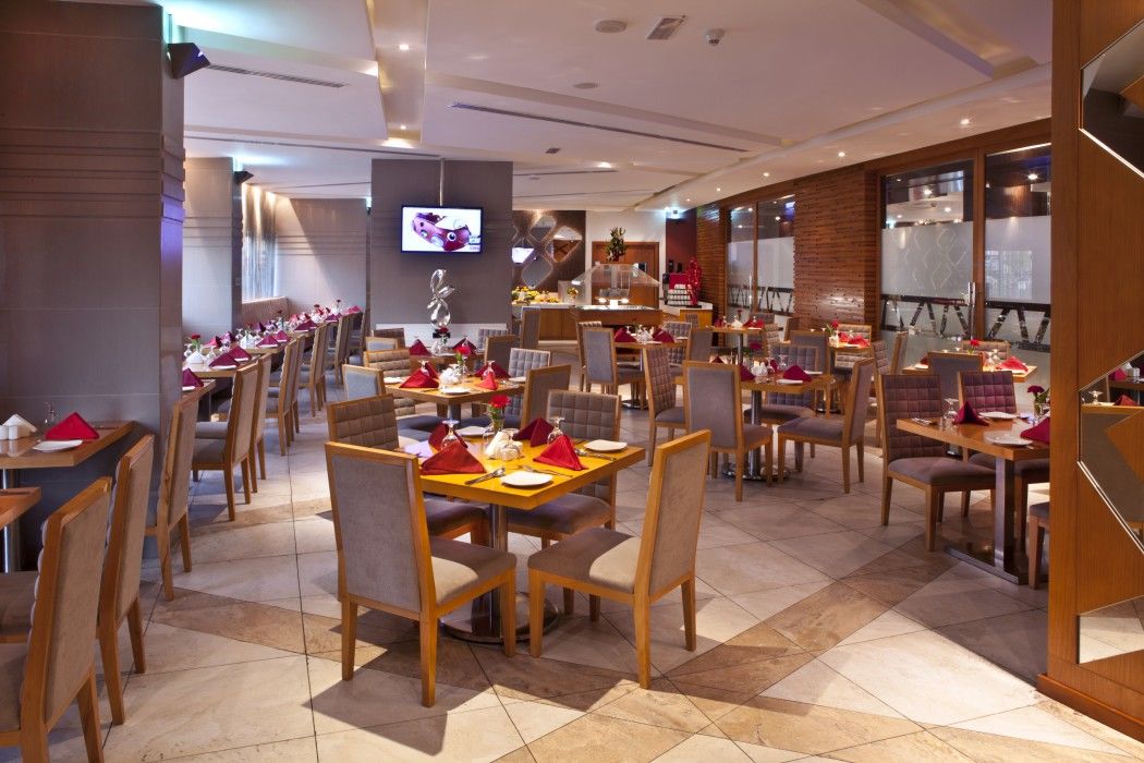 Hotel Landmark Grand 4*