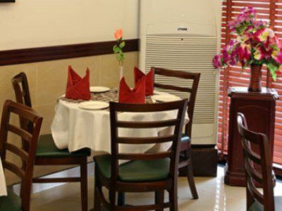 Hyde Park Hotel