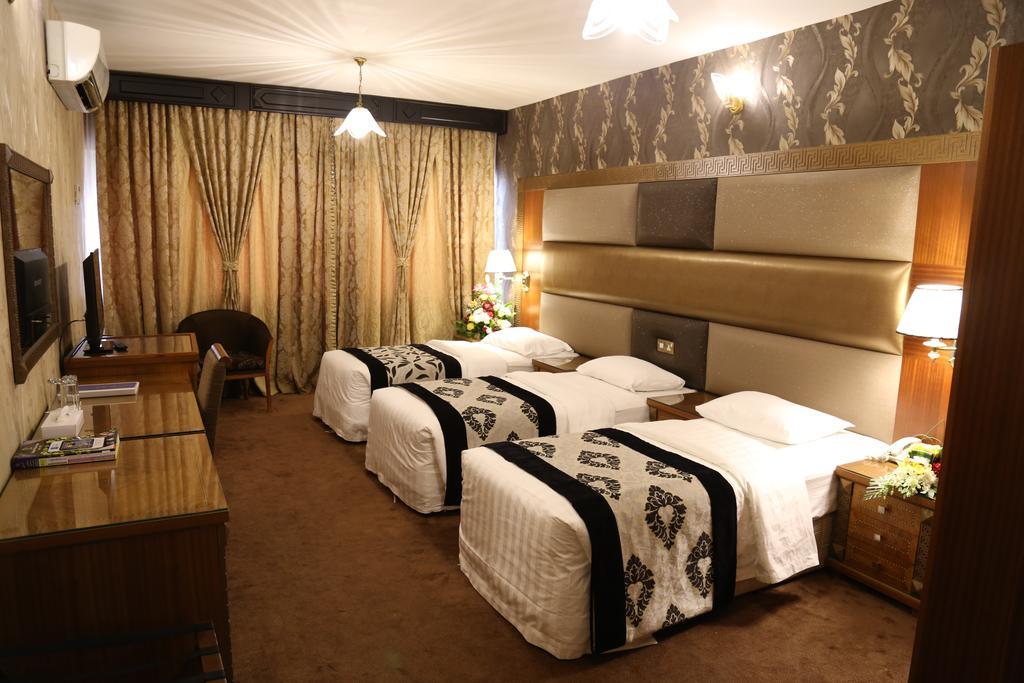 Hotel Abjad Crown