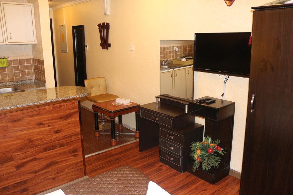 Hotel Hafez - Al Ras Metro Station Dubai