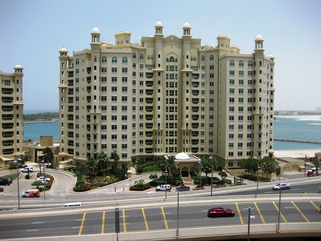 Royal Club By Rvhr, Palm Jumeirah Apartment *
