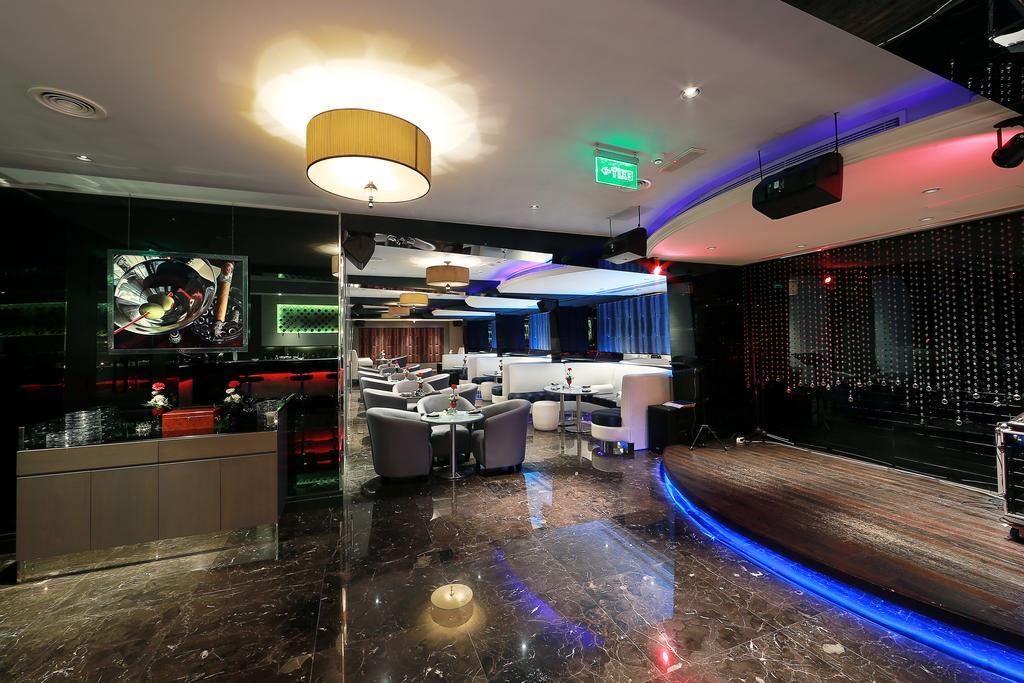 Al Khaleej Plaza Otel 4*