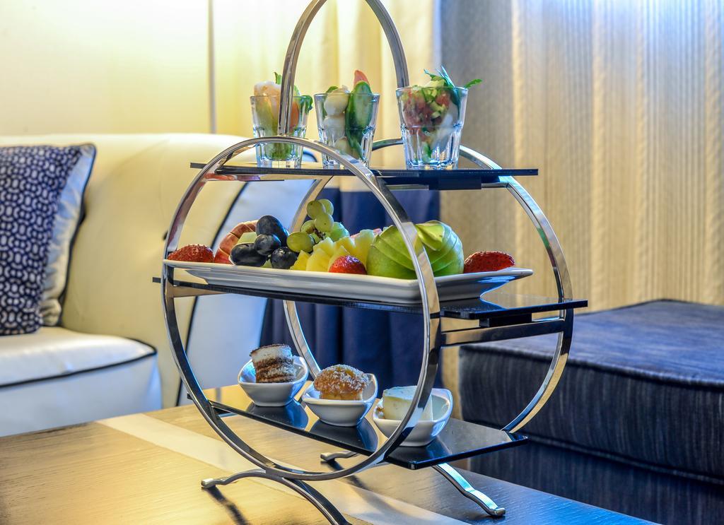 First Aparthotel