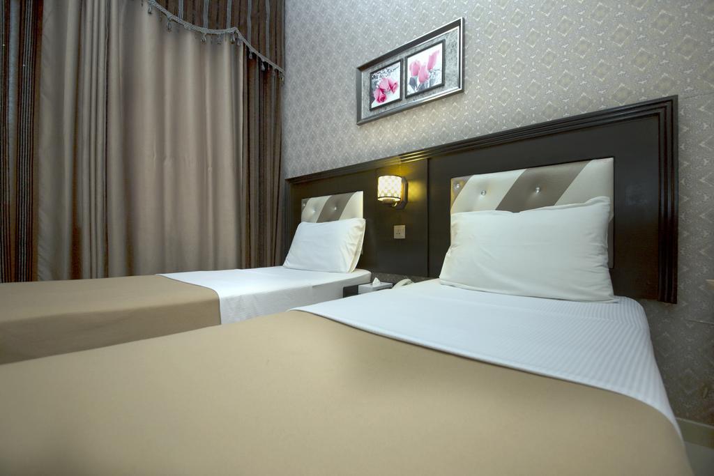 Prime Hotel *