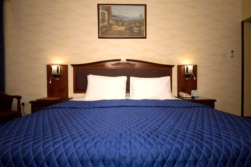 Mount Royal 2* Dubai