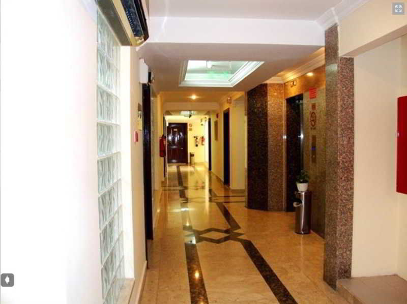 Al Muraqabat Plaza 3* Dubai