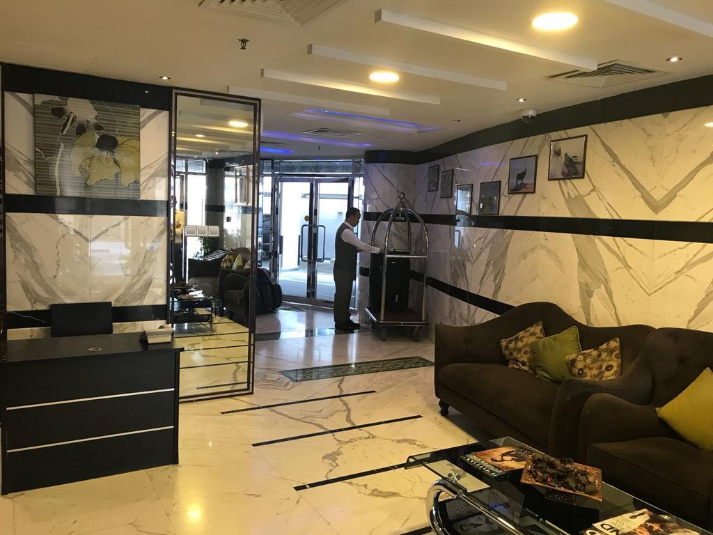 Aparthotel Al Waleed Palace Al Barsha Dubai