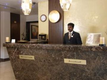 Otel Champs Elysees Dubai