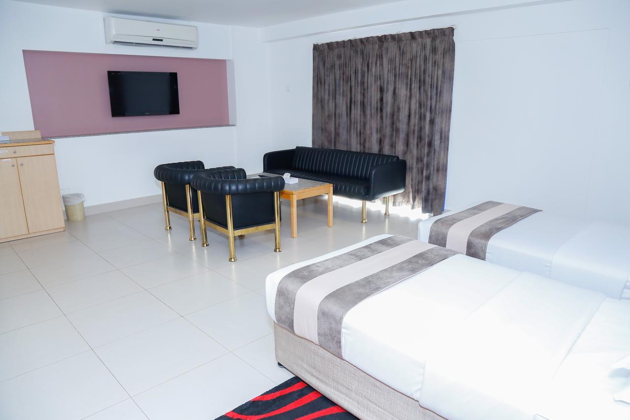 Ambassador Otel Dubai