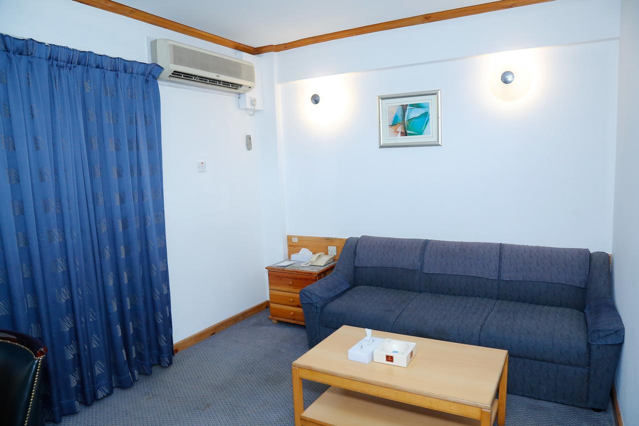 Otel Ambassador