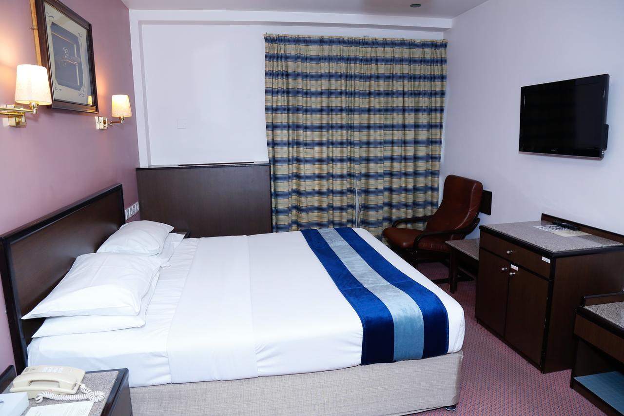 Otel Ambassador 3*
