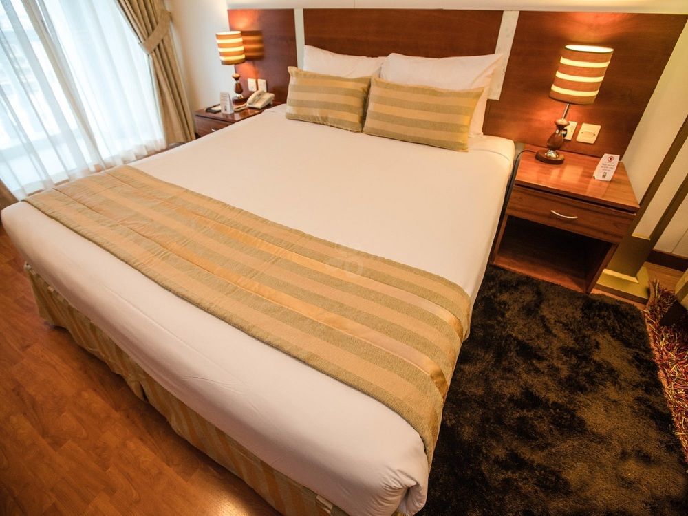 Landmark Plaza Otel