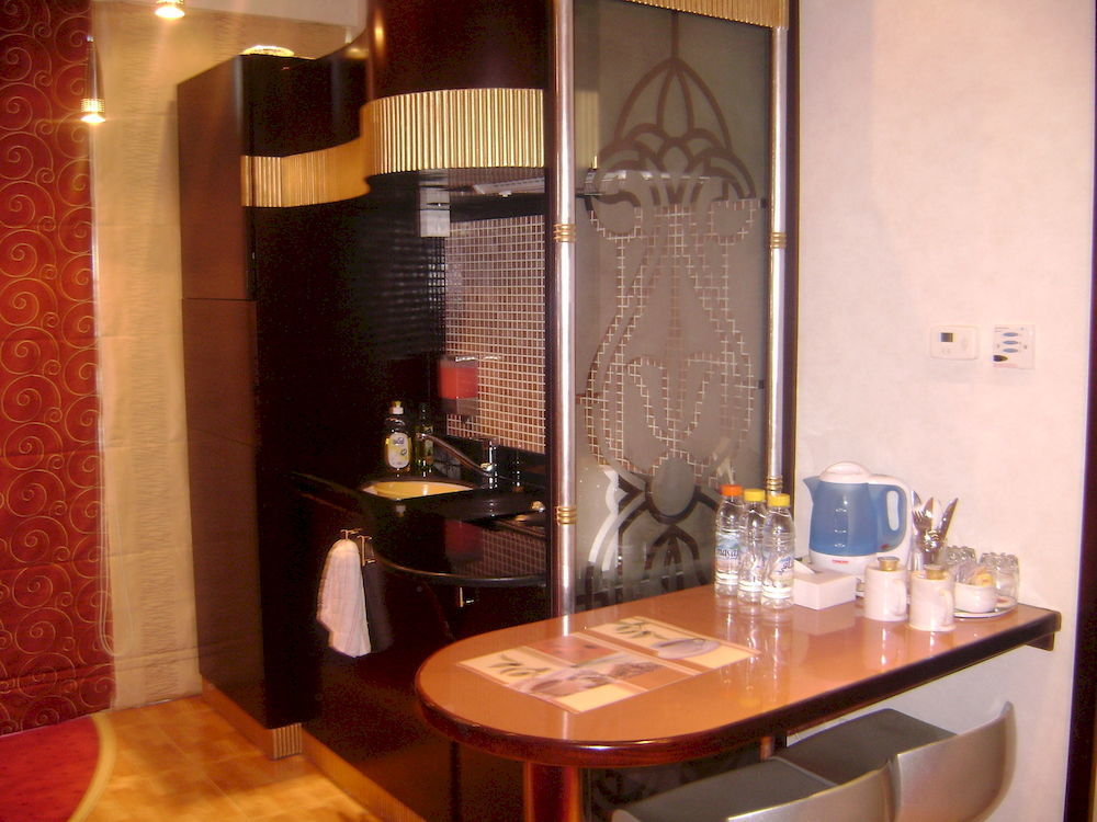 Al Jawhara Aparthotel Dubai