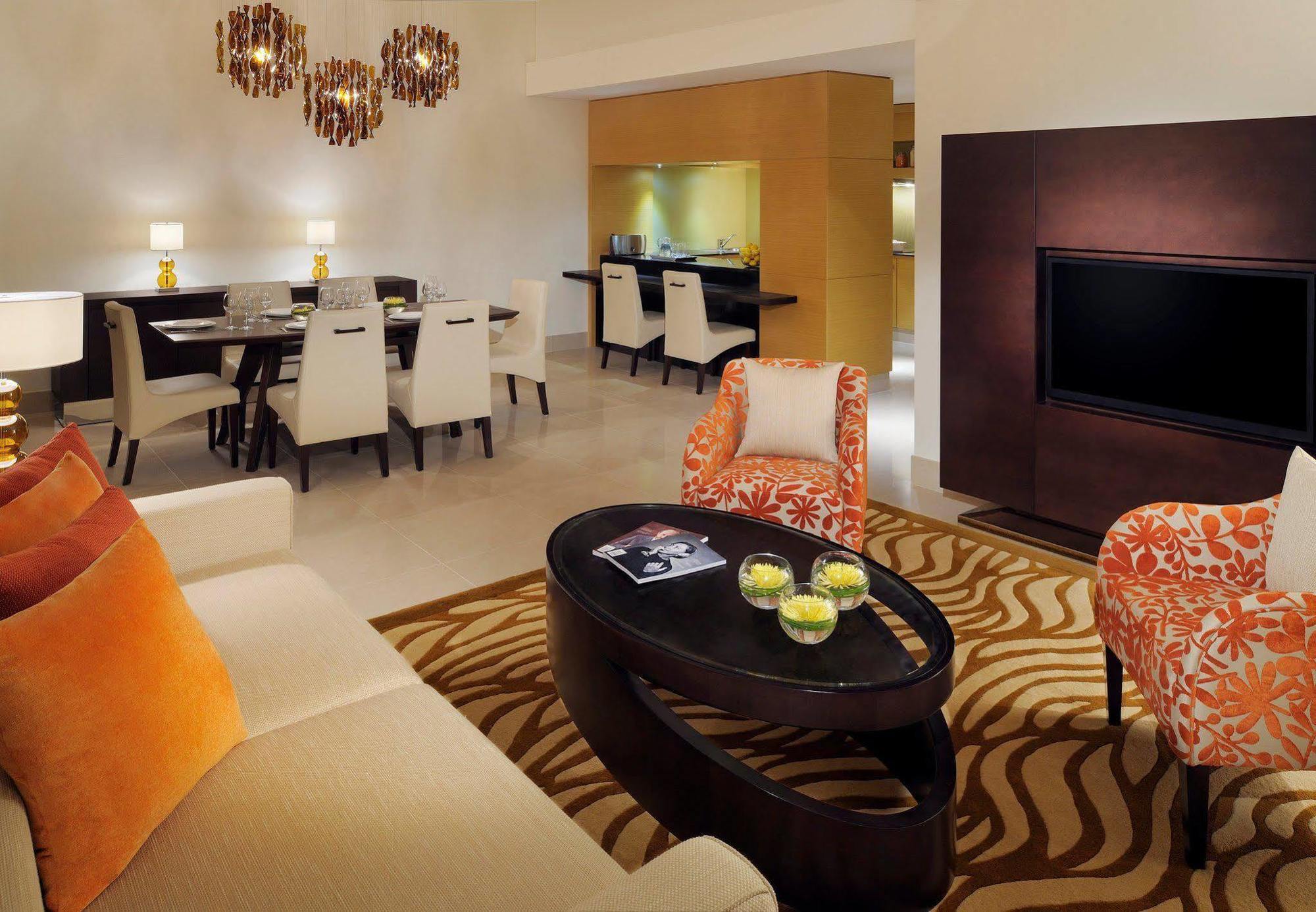 Marriott Al Jaddaf, 5*