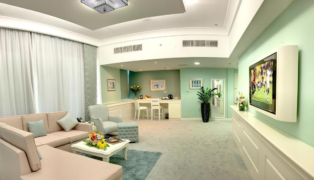 Boutique 7 And 4*