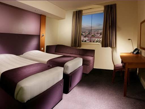 Hotel Premier International Airport 3*