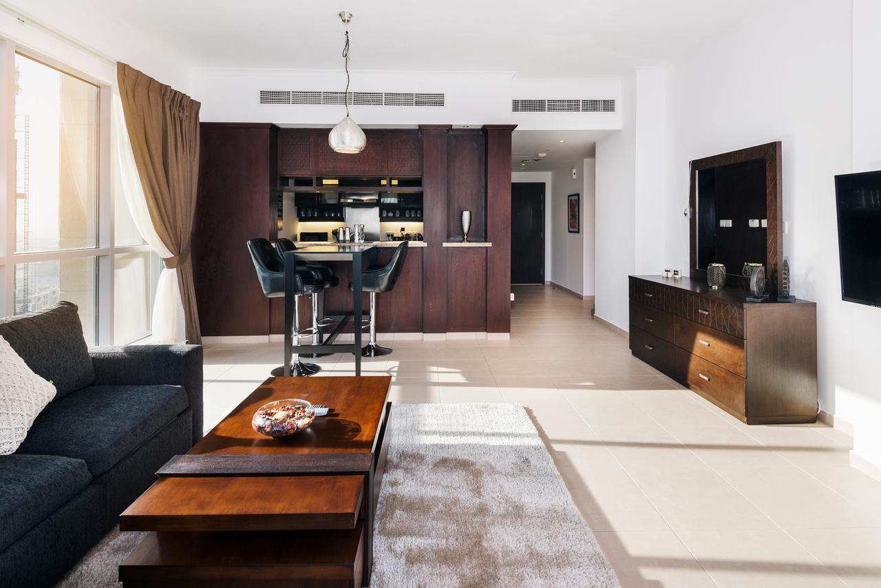 One Bedroom Fountain & Old Town View By