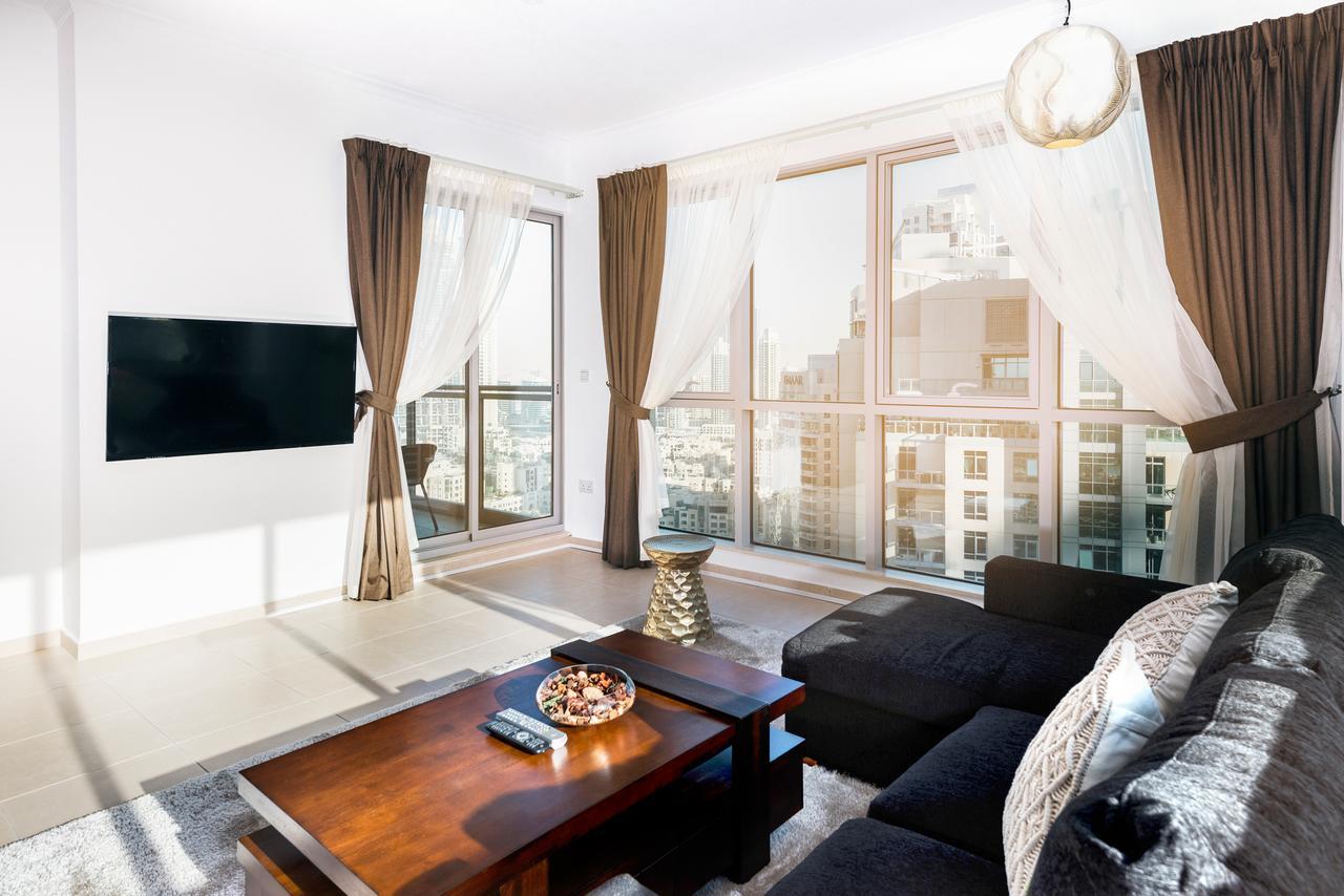 One Bedroom Fountain & Old Town View By * Dubai
