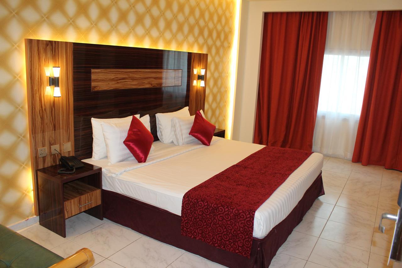 Otel Grand Nova
