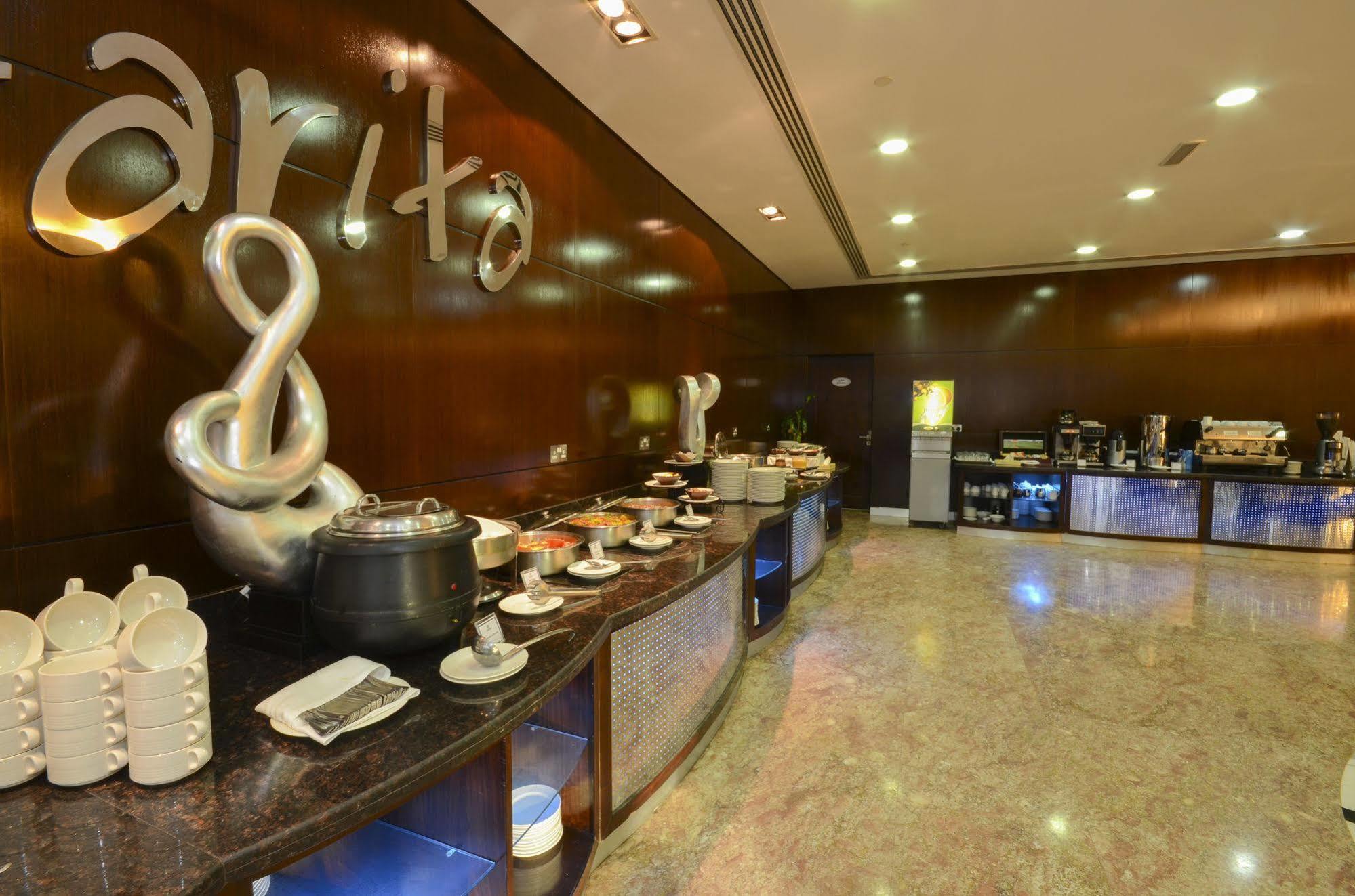 Hotel Staybridge Internet City By Ihg