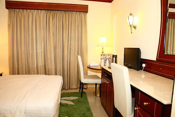 Saffron Hotel