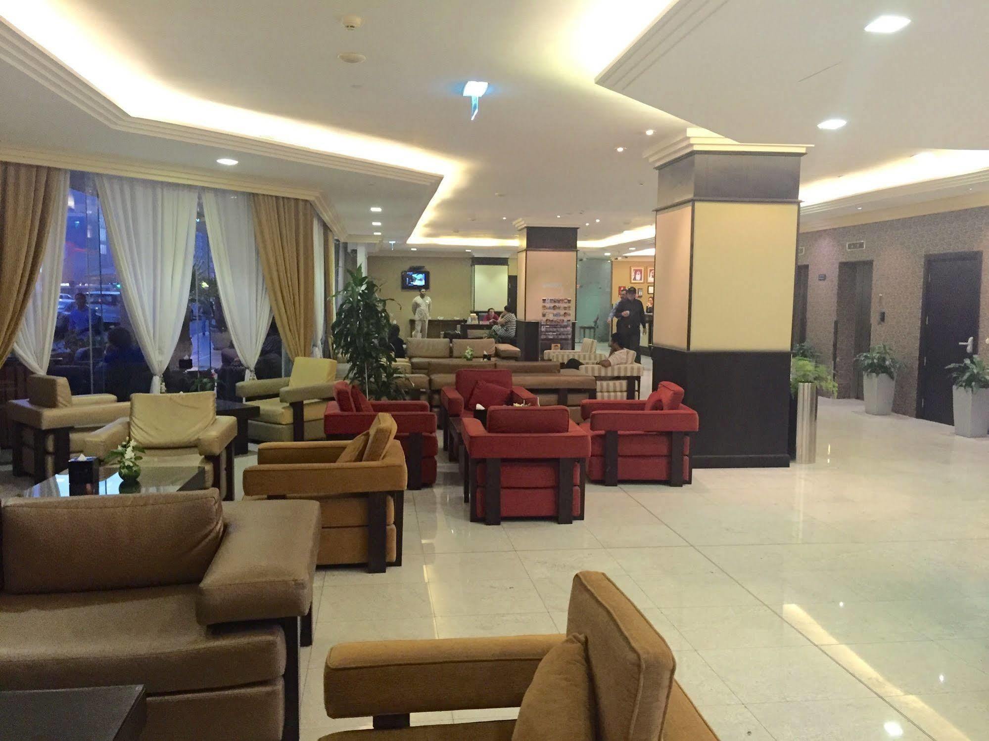Aparthotel Star Metro Deira 4*