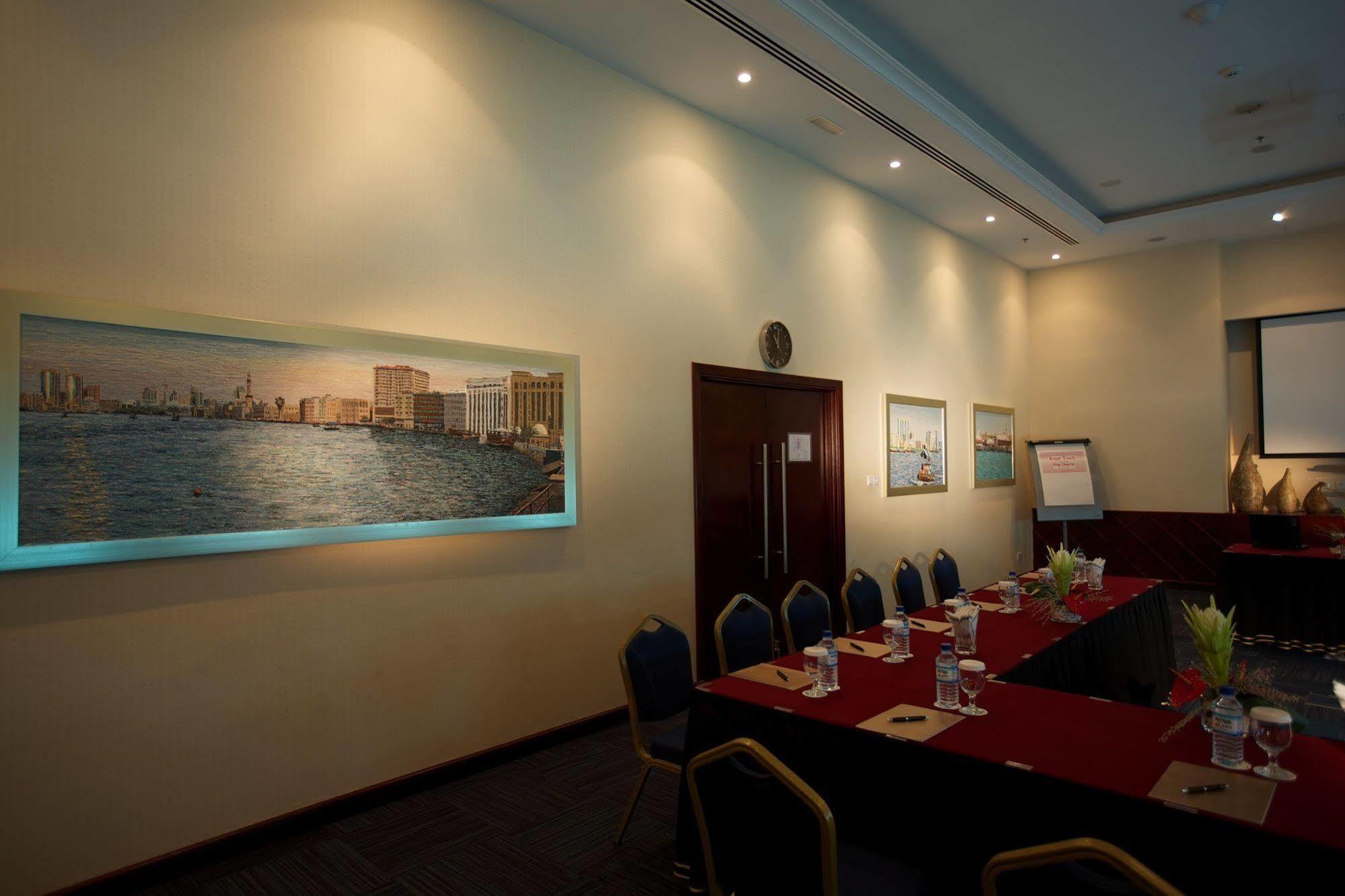 Tamani Marina & Aparthotel 5*
