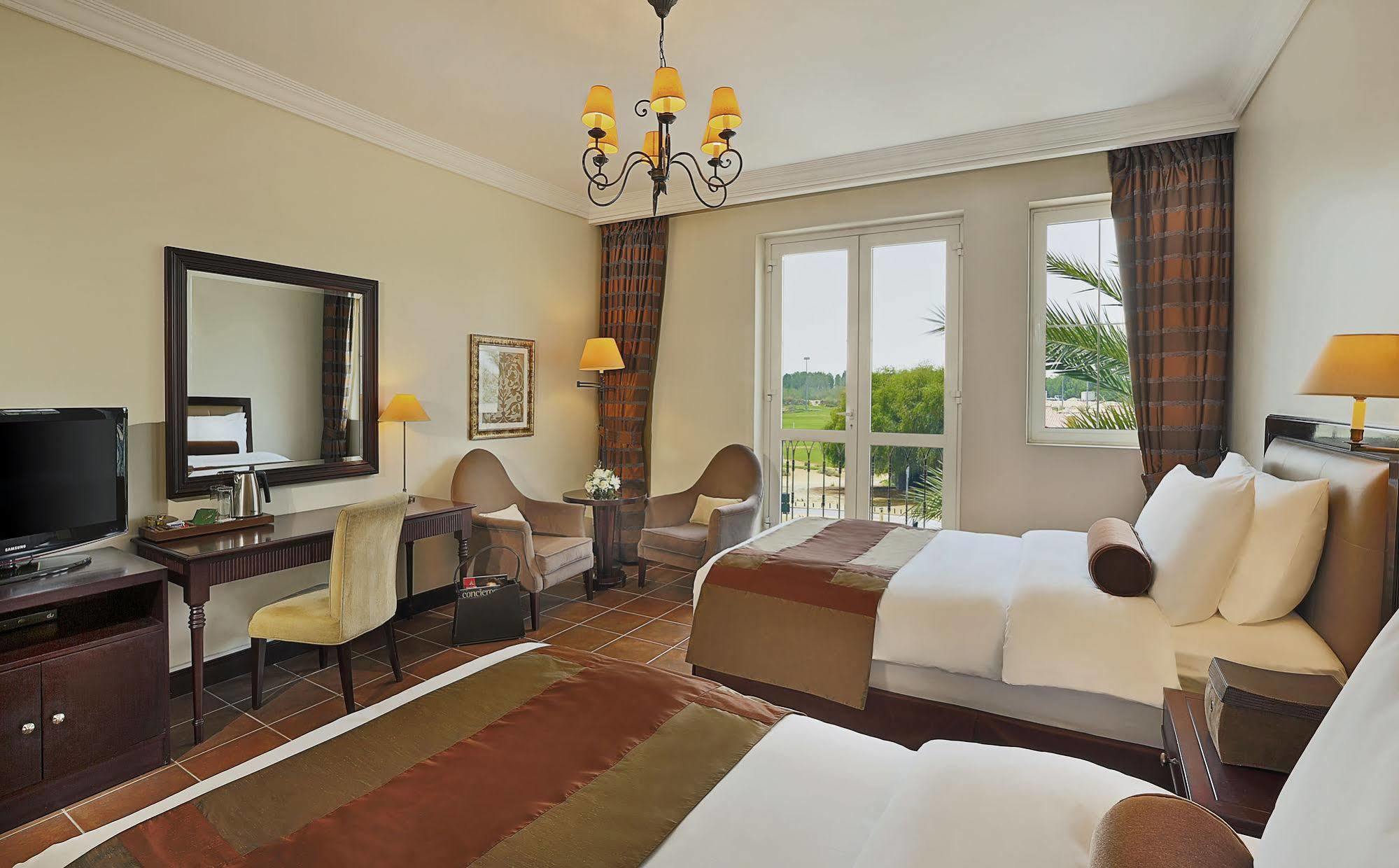 Arabian Ranches Golf Club 2*