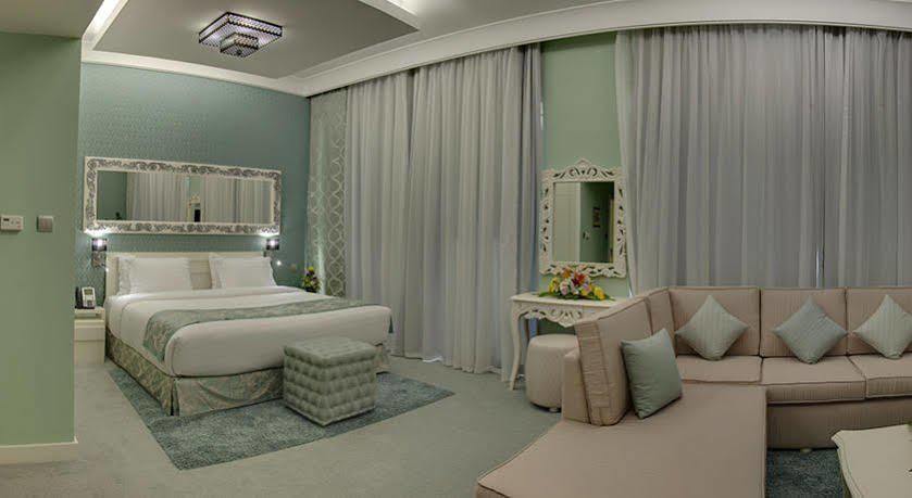 Boutique 7 And