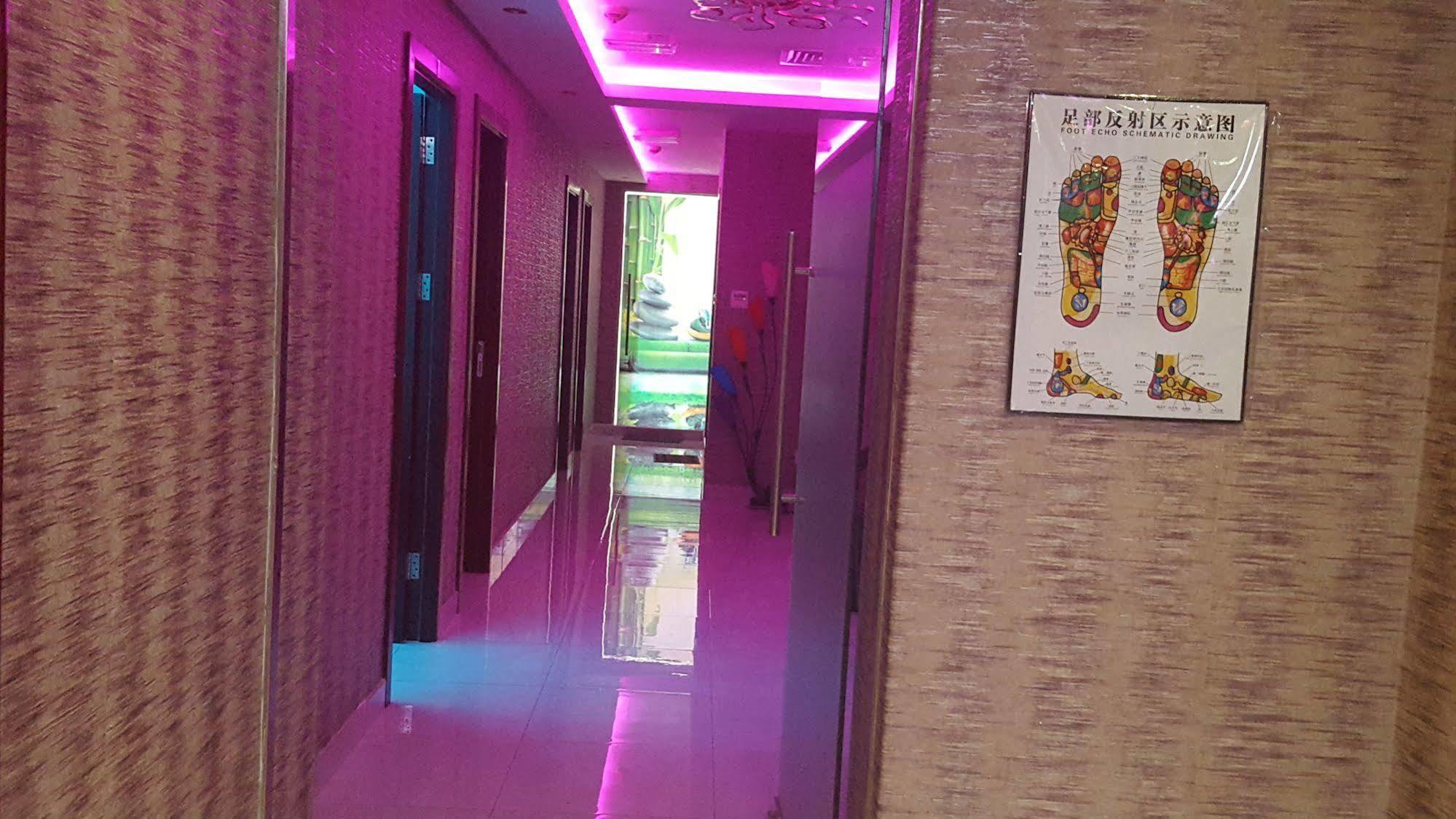Beach Hotel Apartment