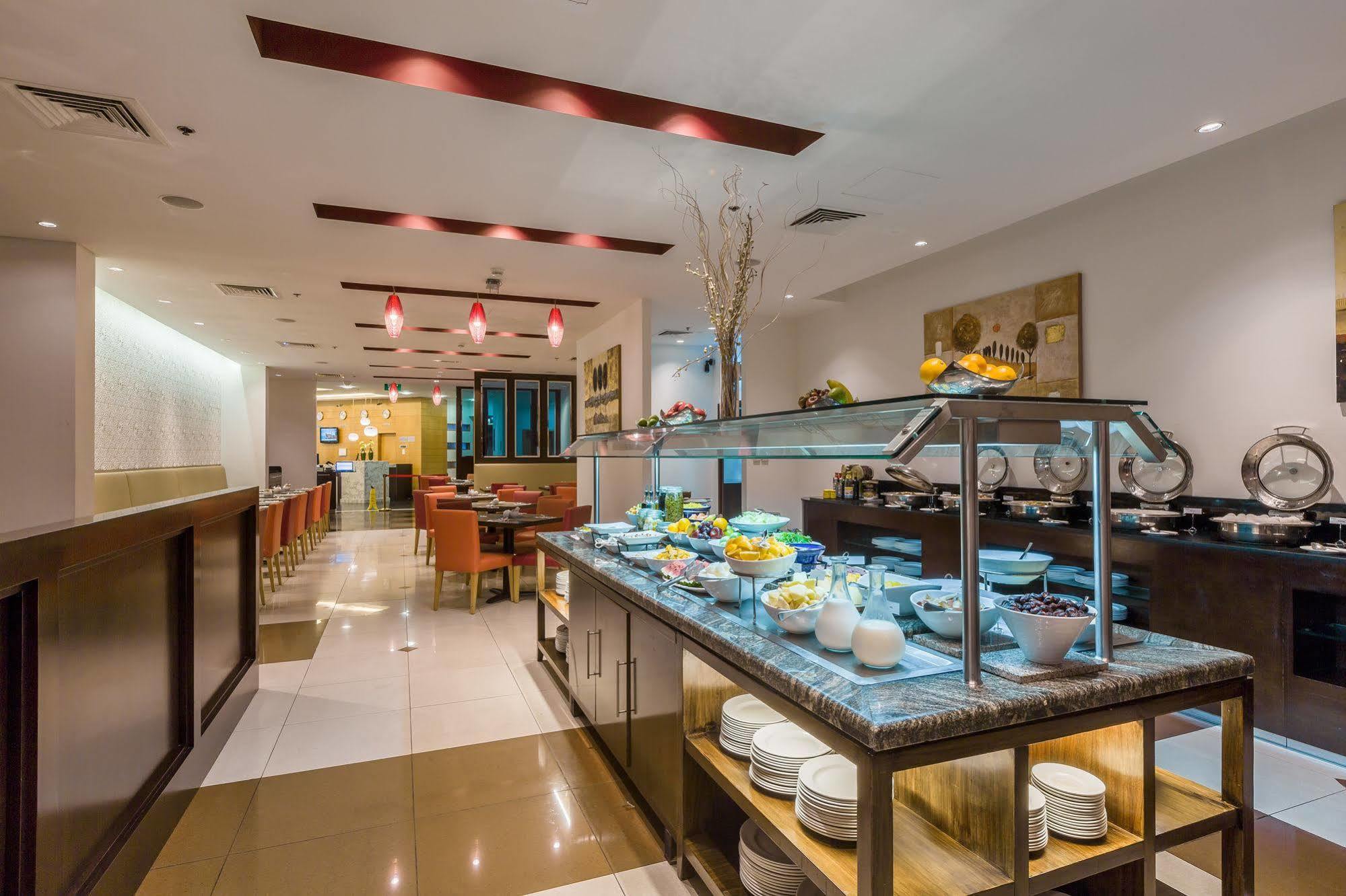 Arabian Park Dubai, An Edge By Rotana Hotel Dubai
