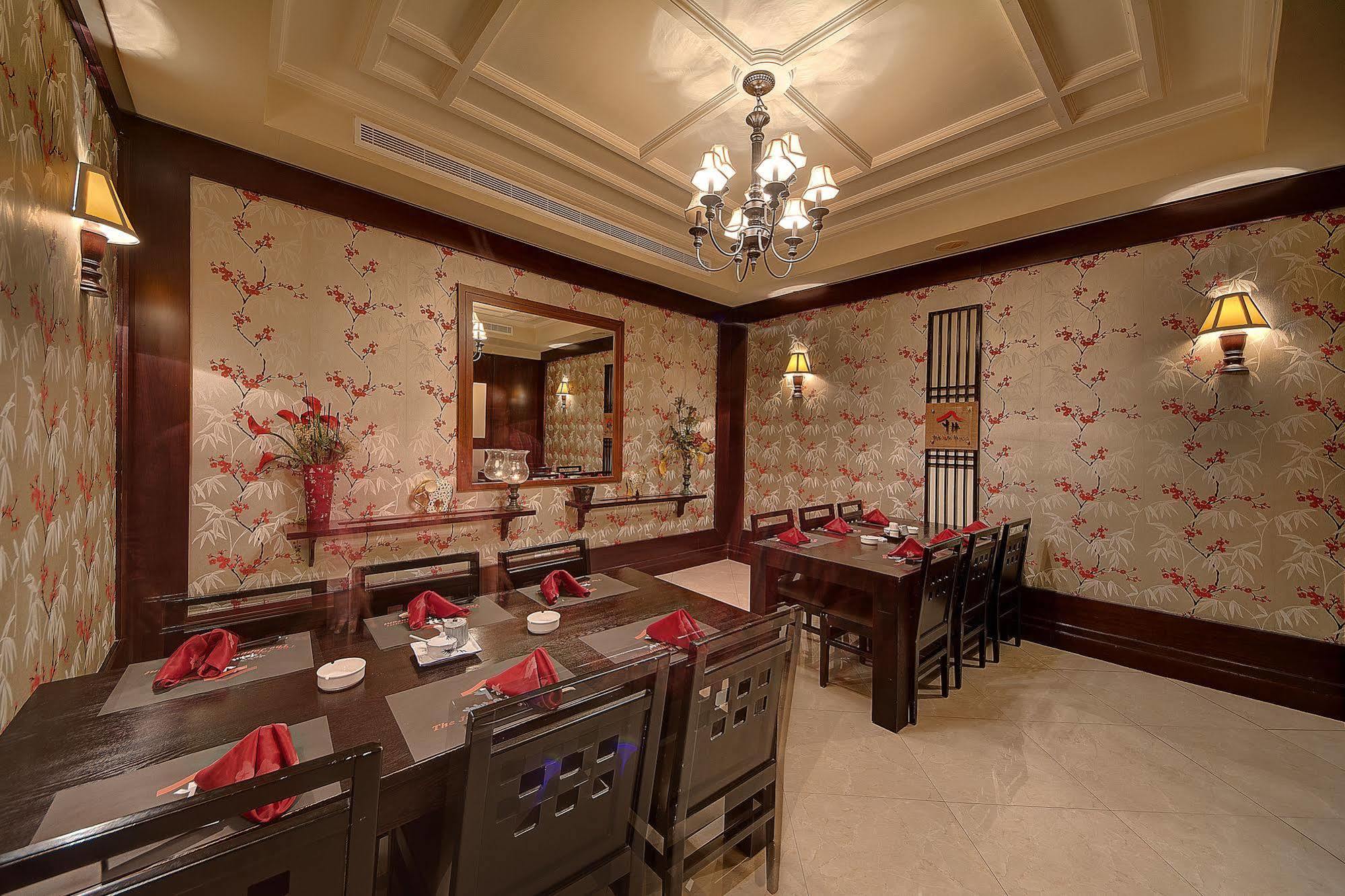Hotel Ascot 4*
