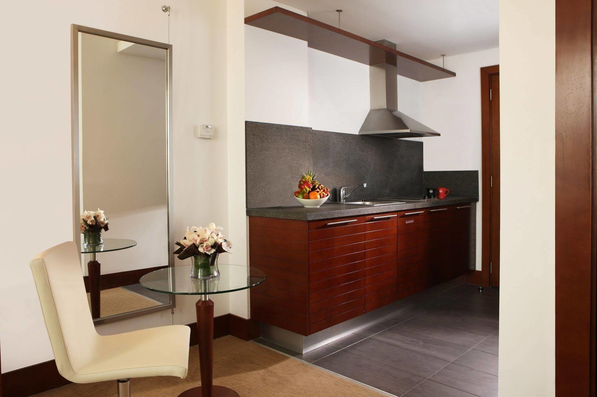 Rotana Aparthotel Dubai