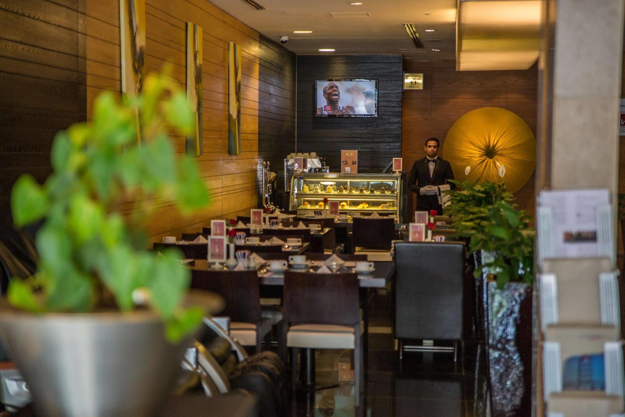Saffron Boutique Hotel 4*