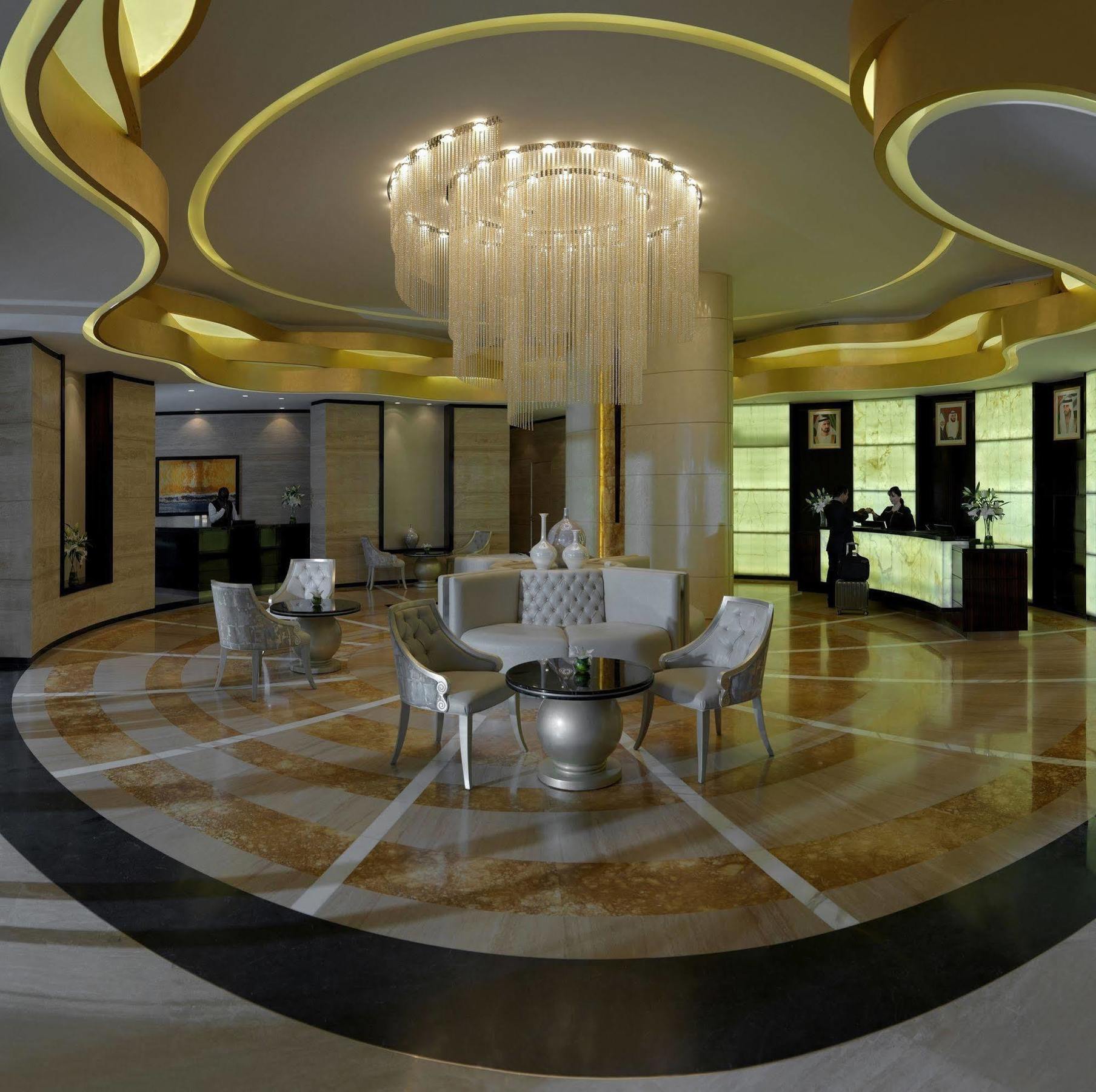 Damac Maison Cour Jardin 5*