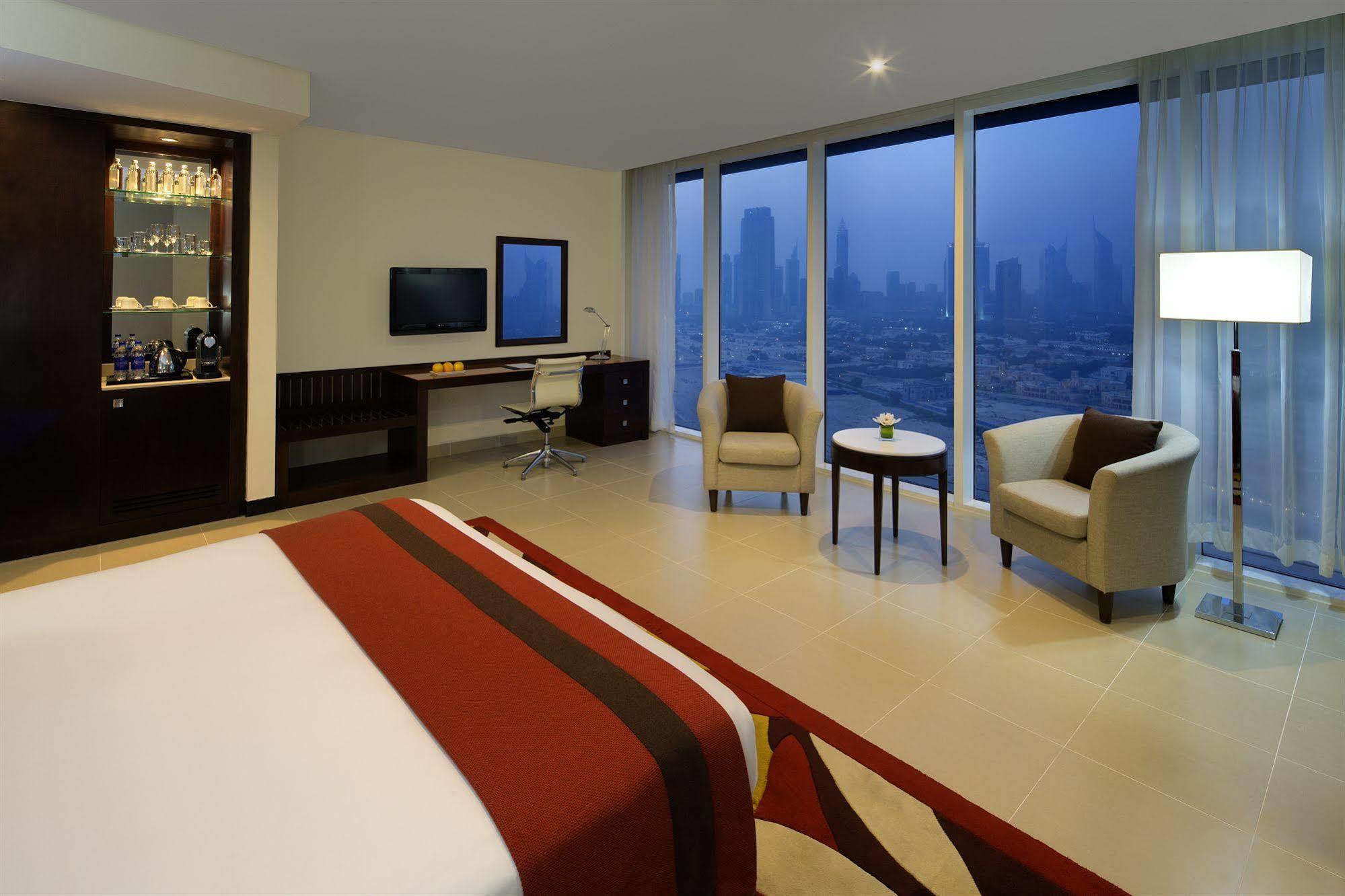 Millennium Downtown 4*