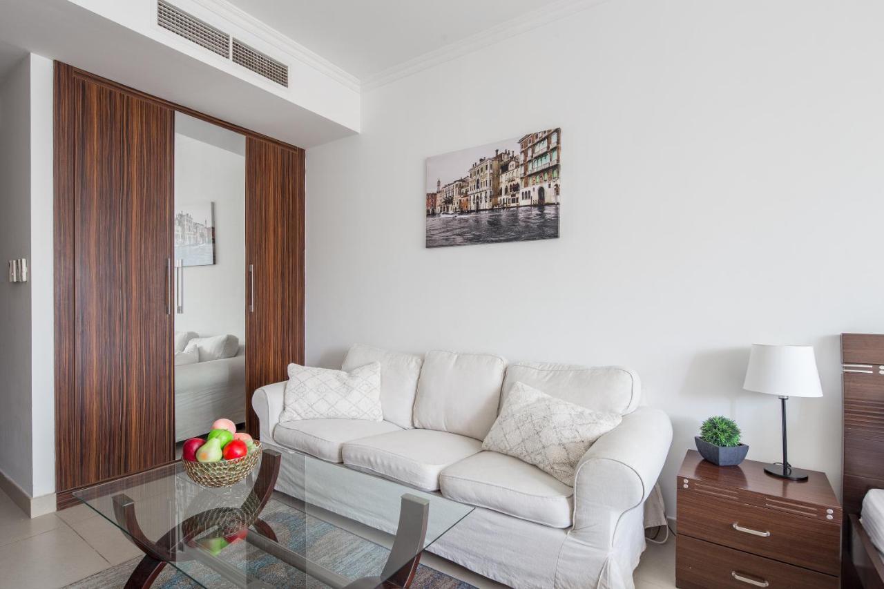Frank Porter - Goldcrest Executive Dubai