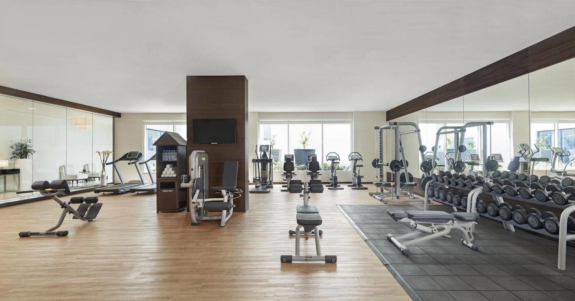 Hyatt Place Baniyas Square Hotel 4*