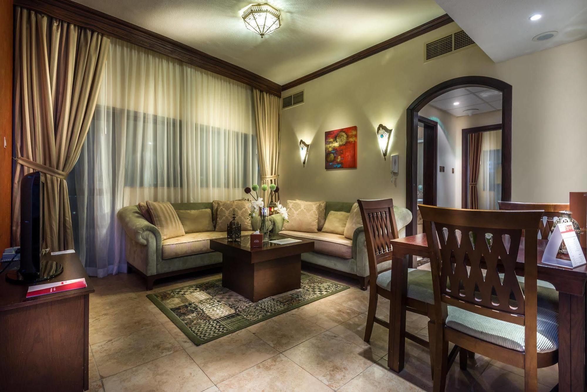 Citadines Metro Aparthotel 4*