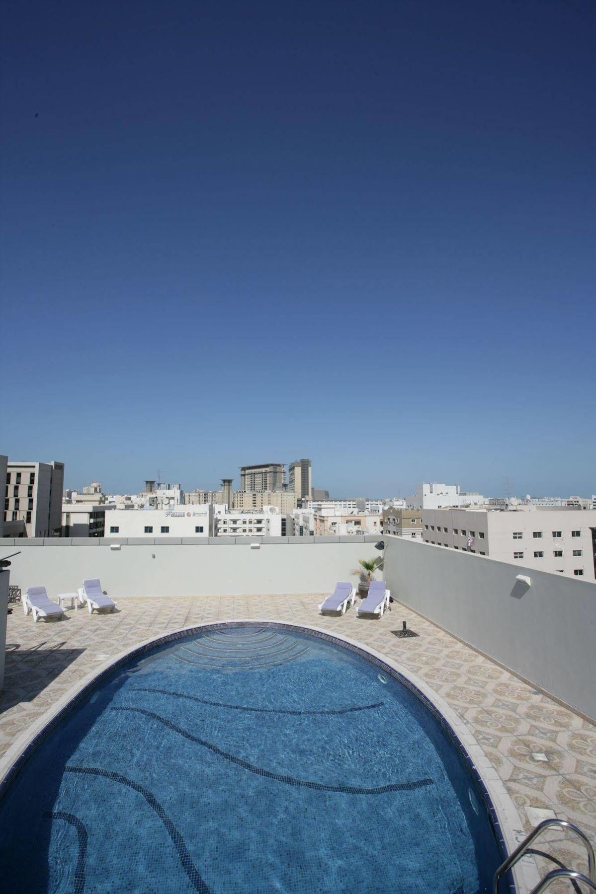 Auris Deira Aparthotel 3*