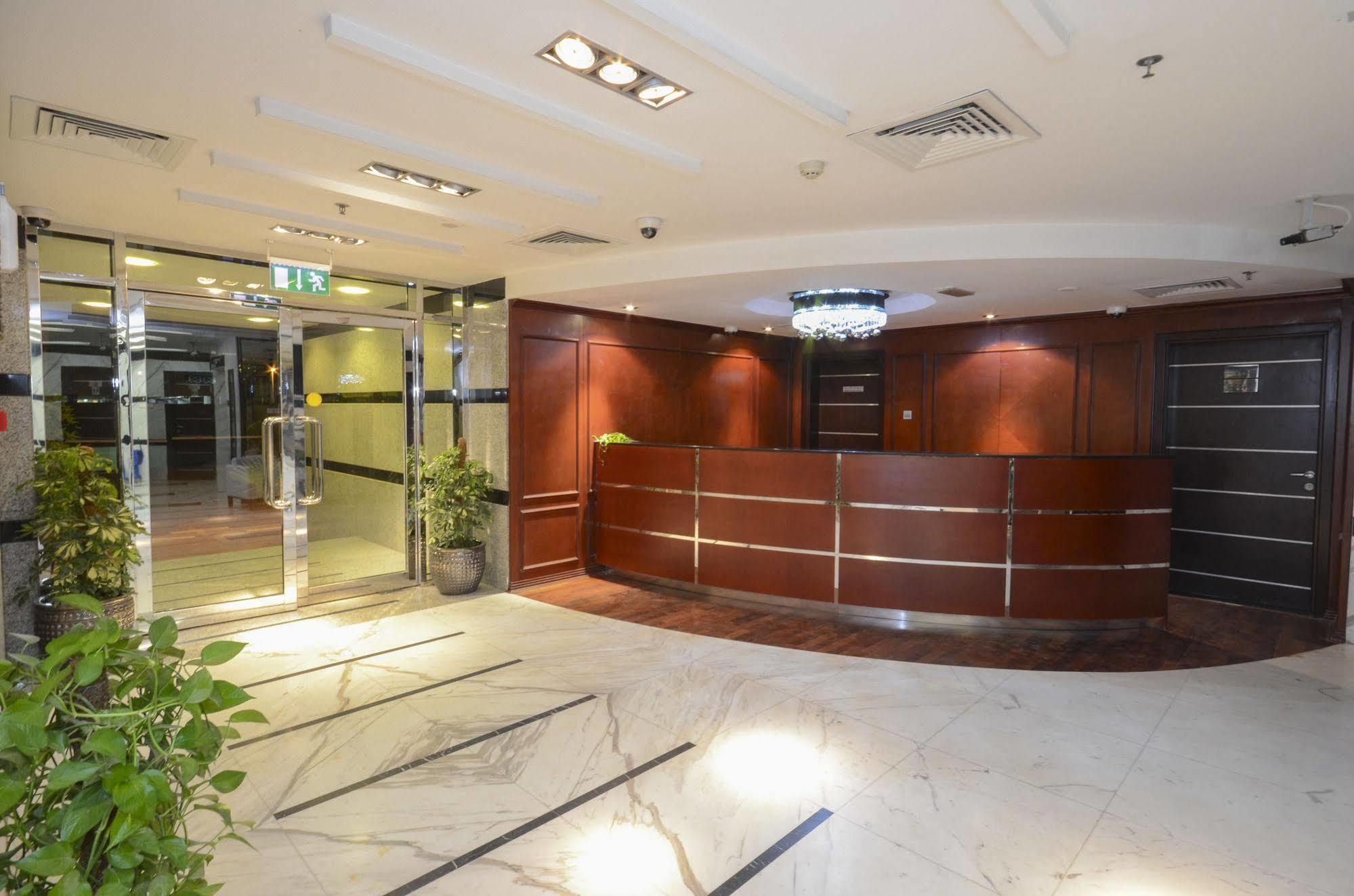 Al Waleed Palace Al Barsha Aparthotel