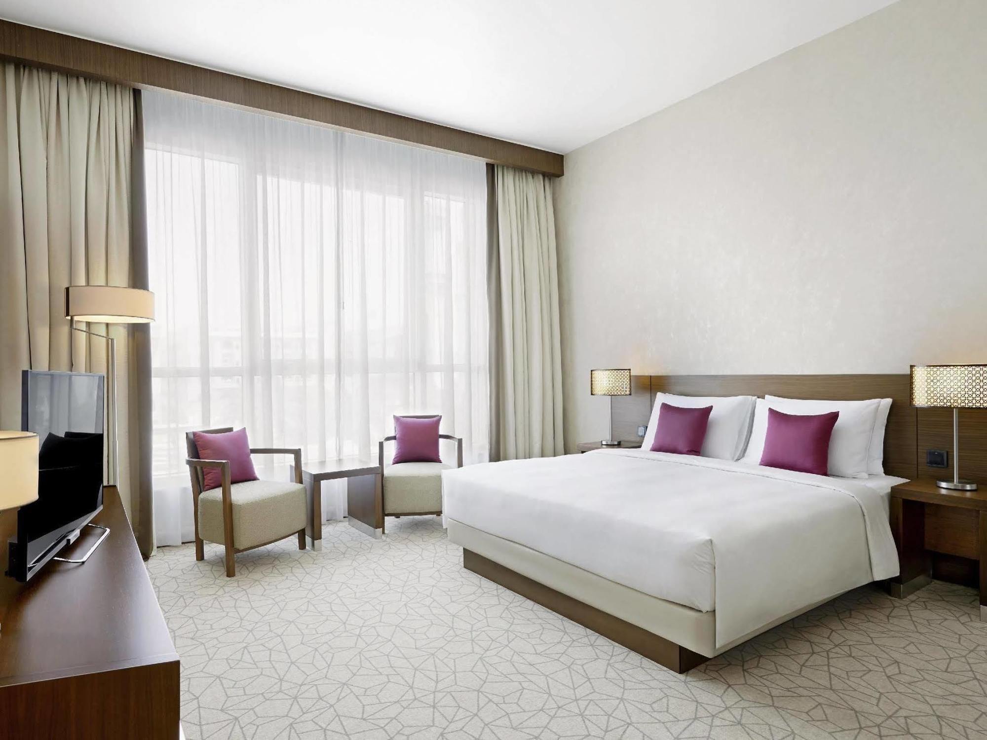 Hyatt Place Al Rigga Residences Aparthotel 4*
