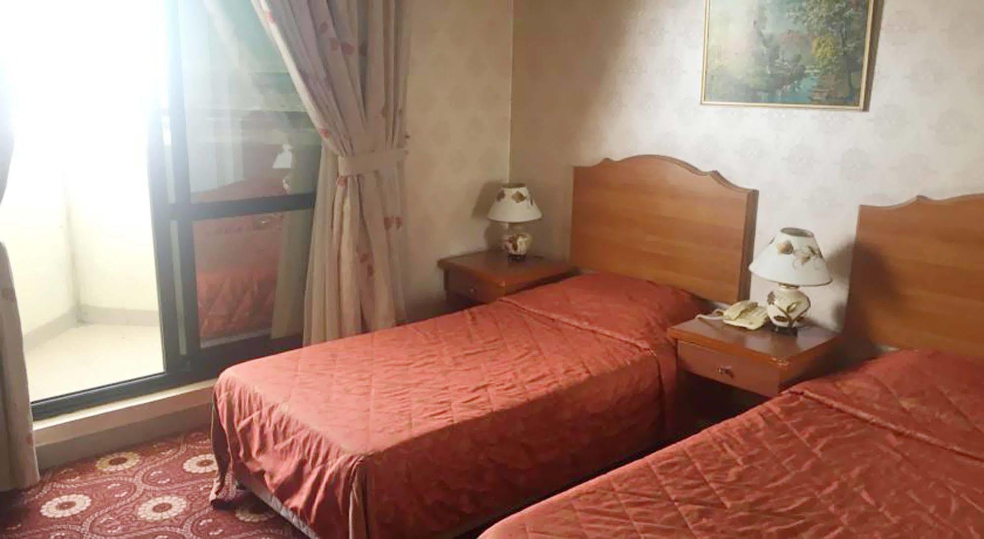 Hotel Royal Garden 2*