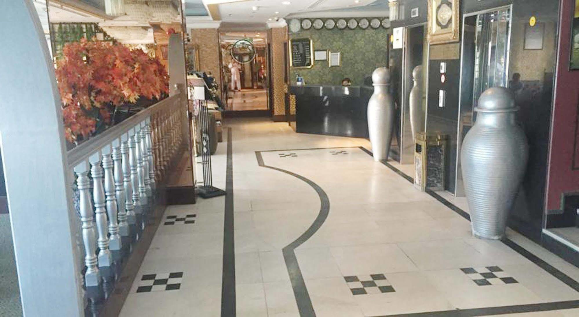 Royal Garden Hotel 2*