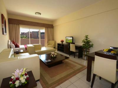 Grand Midwest Express 3*